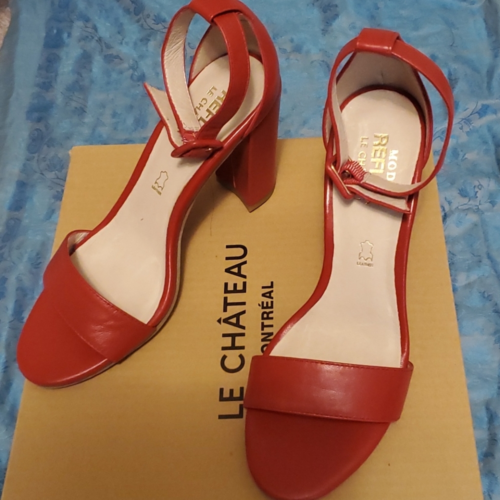 NWT RED ROUGE LEATHER HEELS